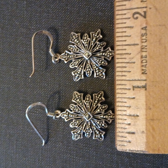 Vintage Sterling Silver Marcasite At9ne Dangle Drop Snowflake Earrings - Picture 7 of 12